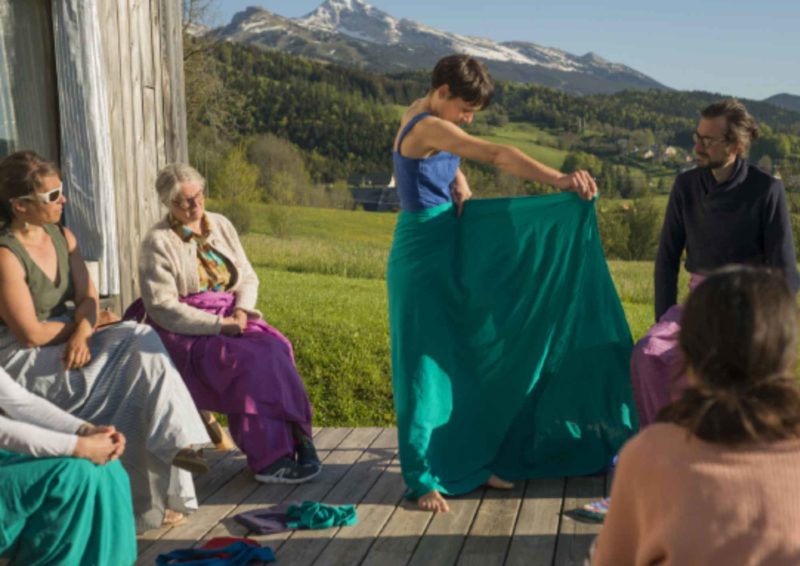 Visuel de l'événement Gymnastique textile, une initiation aux arts du drapé avec Camille Bondon - dimanche 15 février 2026
